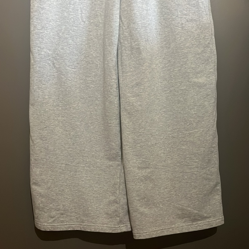 Smash + Tess Light Gray Wide‑Leg Overalls - Picture 8 of 12